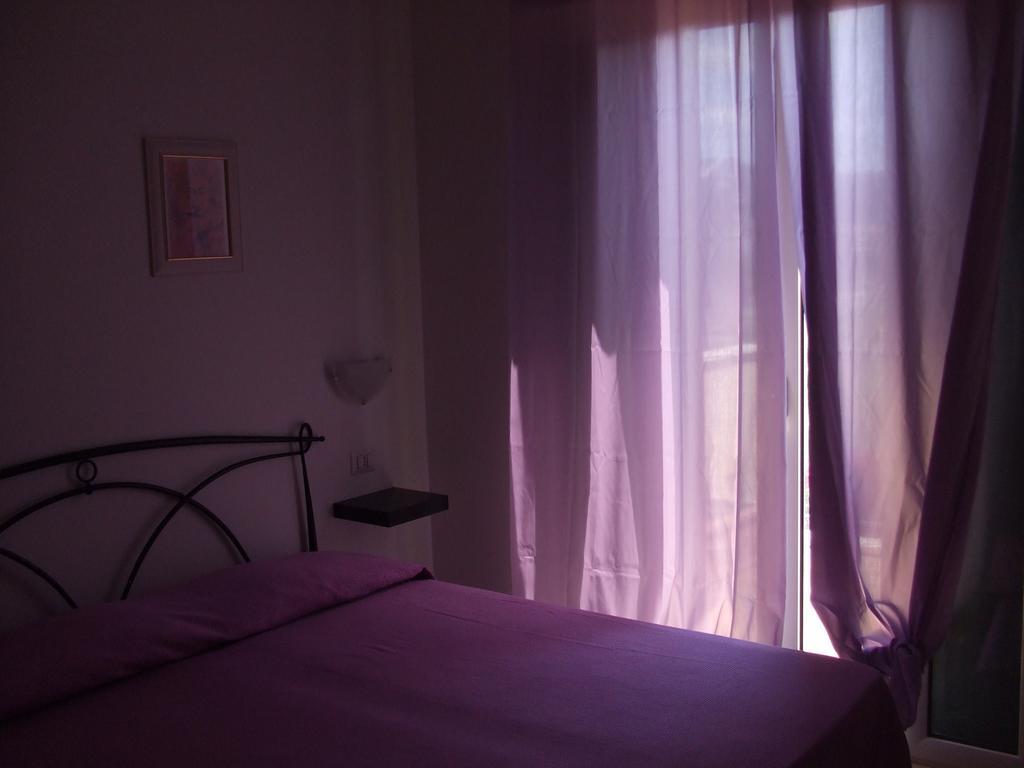 Vila Oasi Peppa Ascea Pokoj fotografie
