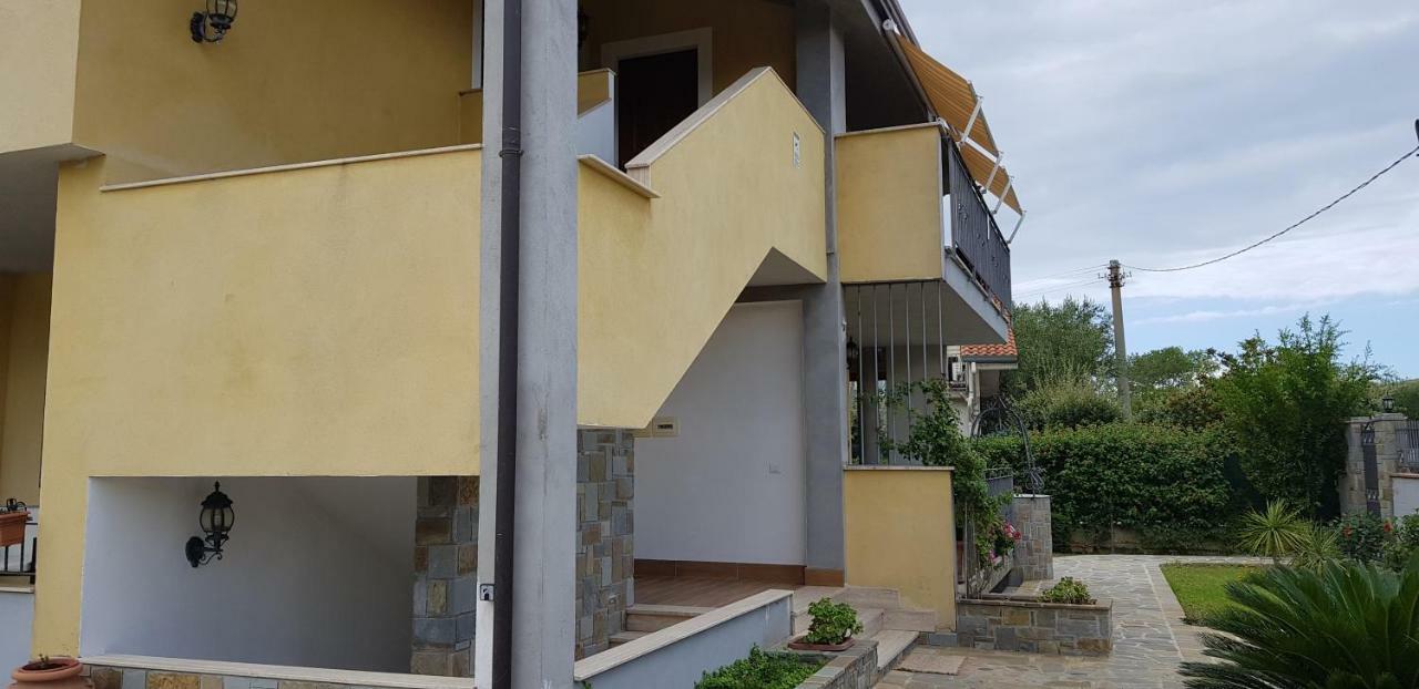 Vila Oasi Peppa Ascea Exteriér fotografie